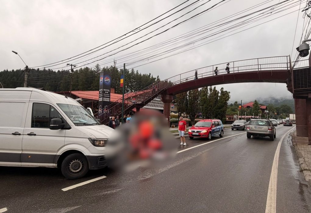 Accident rutier pe DN1 în Bușteni, în zona unei pasarele pietonale, cu trafic dirijat pe un singur fir